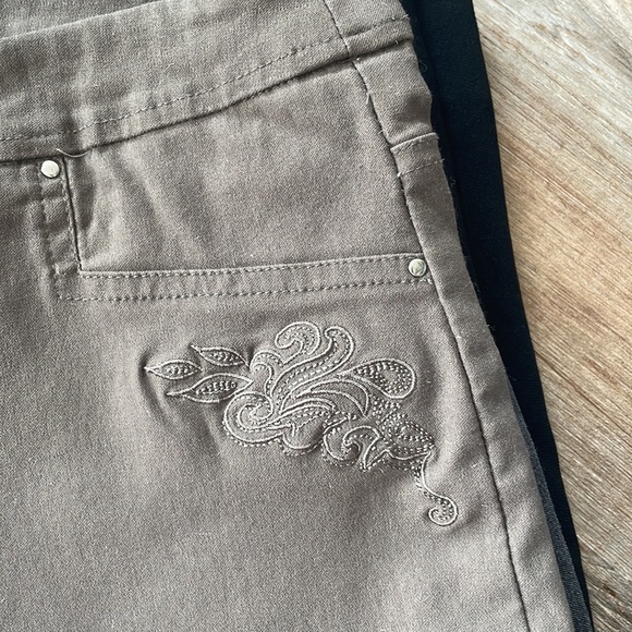 BUNDLE 1 maxi skirt+2 pants - Picture 2 of 10